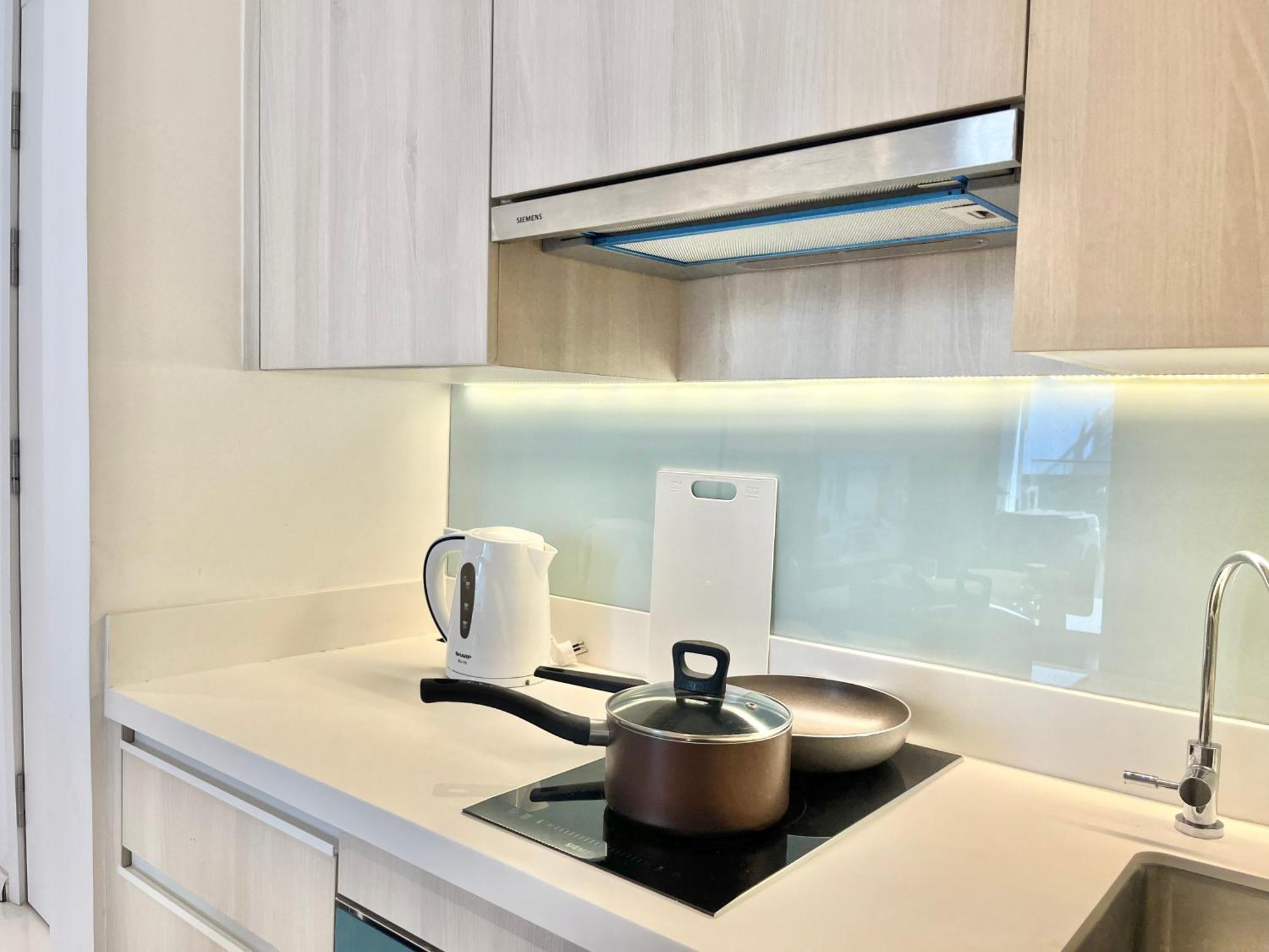 Апартаменти Sukhumvit 11#Luxury#Pool#Gym#Bts Nana&Mrt Sukhumvit#1Br#Max2Ppl Бангкок Екстер'єр фото